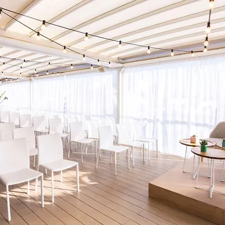 Hotel Innside By Melia Center 4*