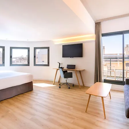 Innside By Melia Center Hotel 4*